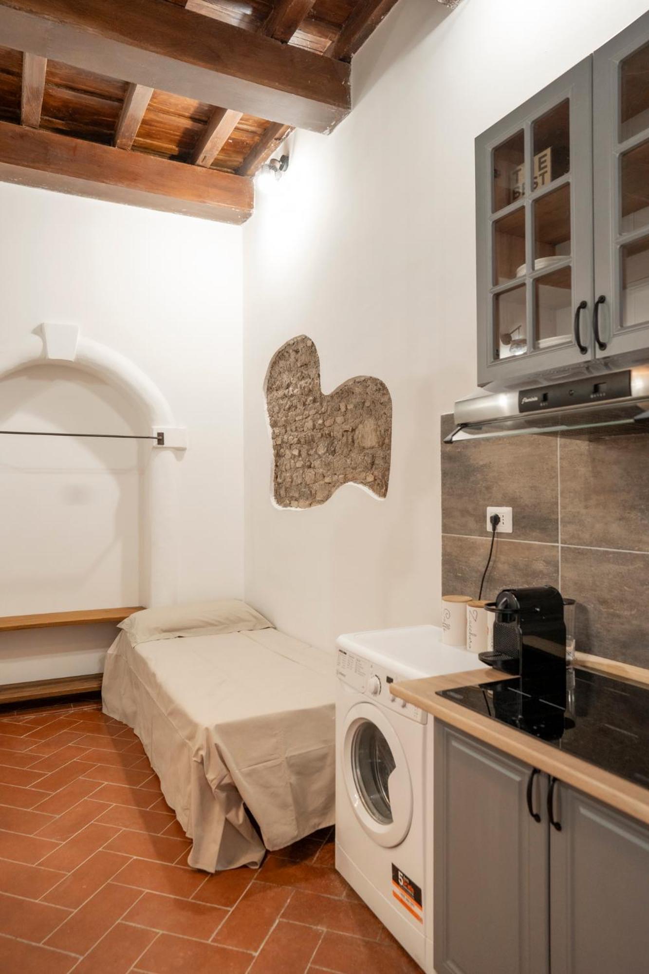 Home Domus Capocci - Rione Monti Roma Exterior foto